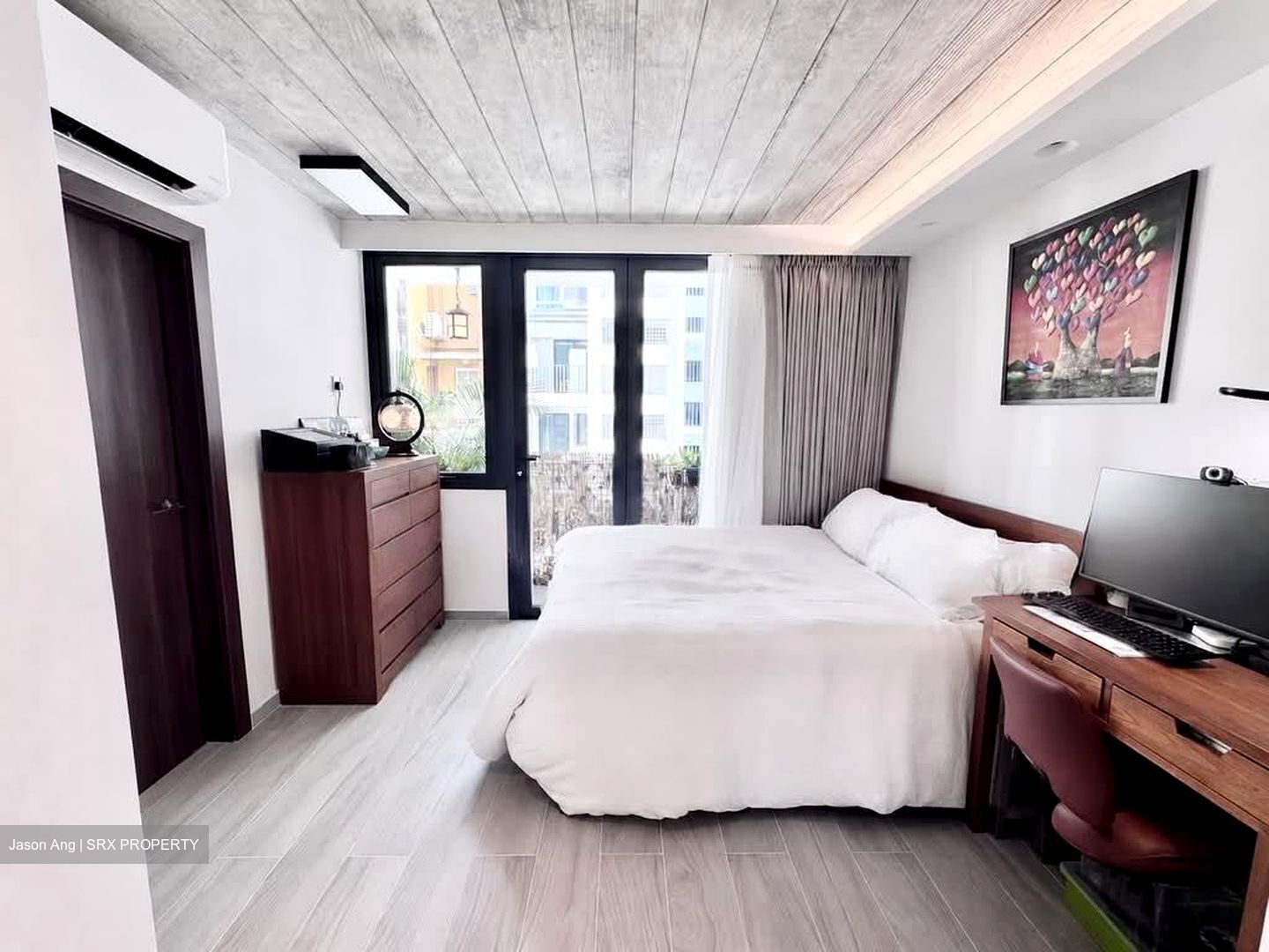 Two8one Studio (D9), Apartment #560571941